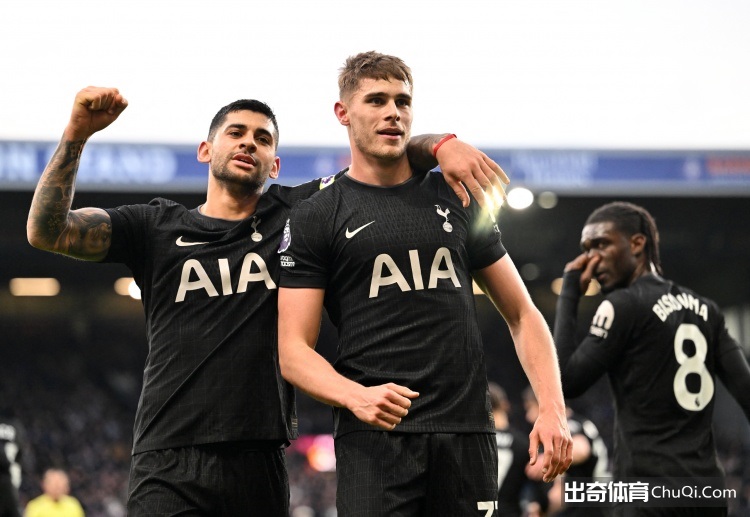 巴黎圣日耳,惜败曼城,姆巴佩黯然,新葡京娱乐场,澳门新葡京娱乐APP,新葡京app下载地址