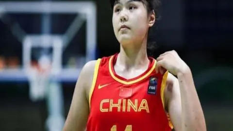 詹姆斯29分不敌浓眉8分，热火大胜湖人创历史最大分差新纪录